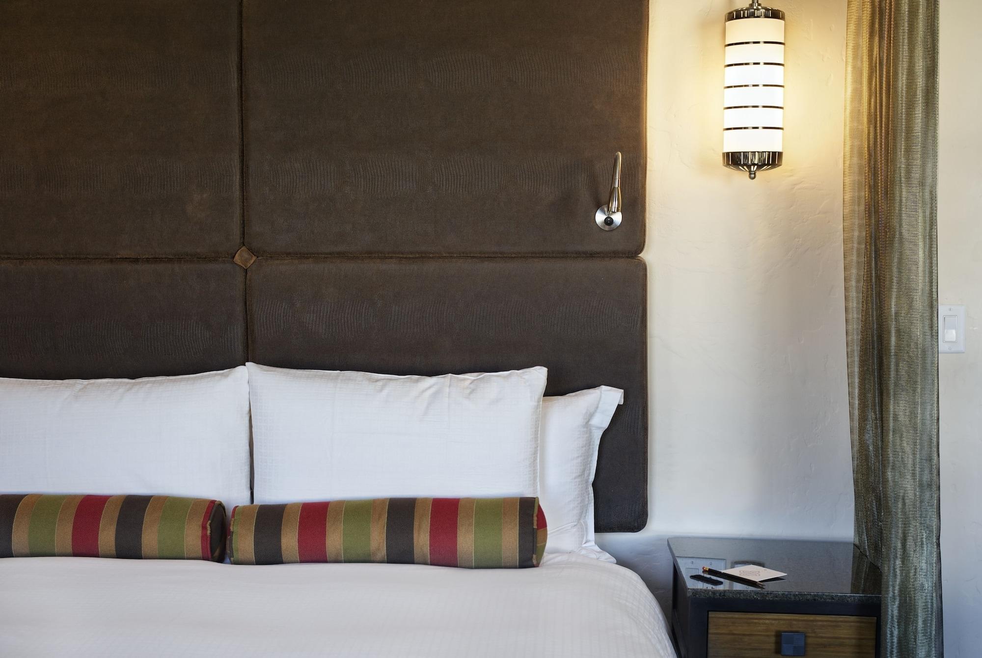 Hotel Andaluz Albuquerque, Curio Collection By Hilton Bagian luar foto