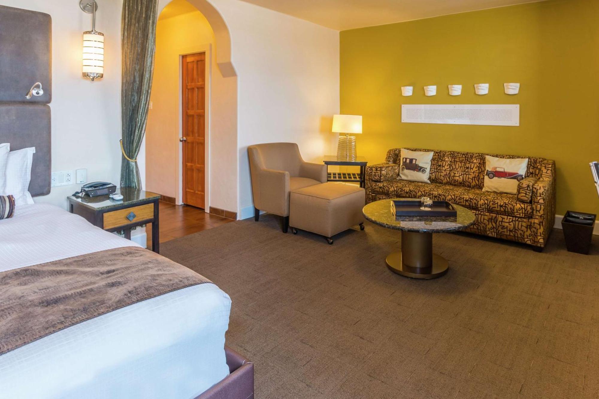 Hotel Andaluz Albuquerque, Curio Collection By Hilton Bagian luar foto