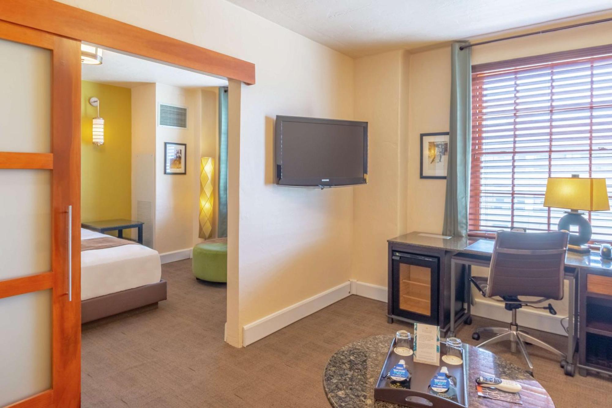 Hotel Andaluz Albuquerque, Curio Collection By Hilton Bagian luar foto